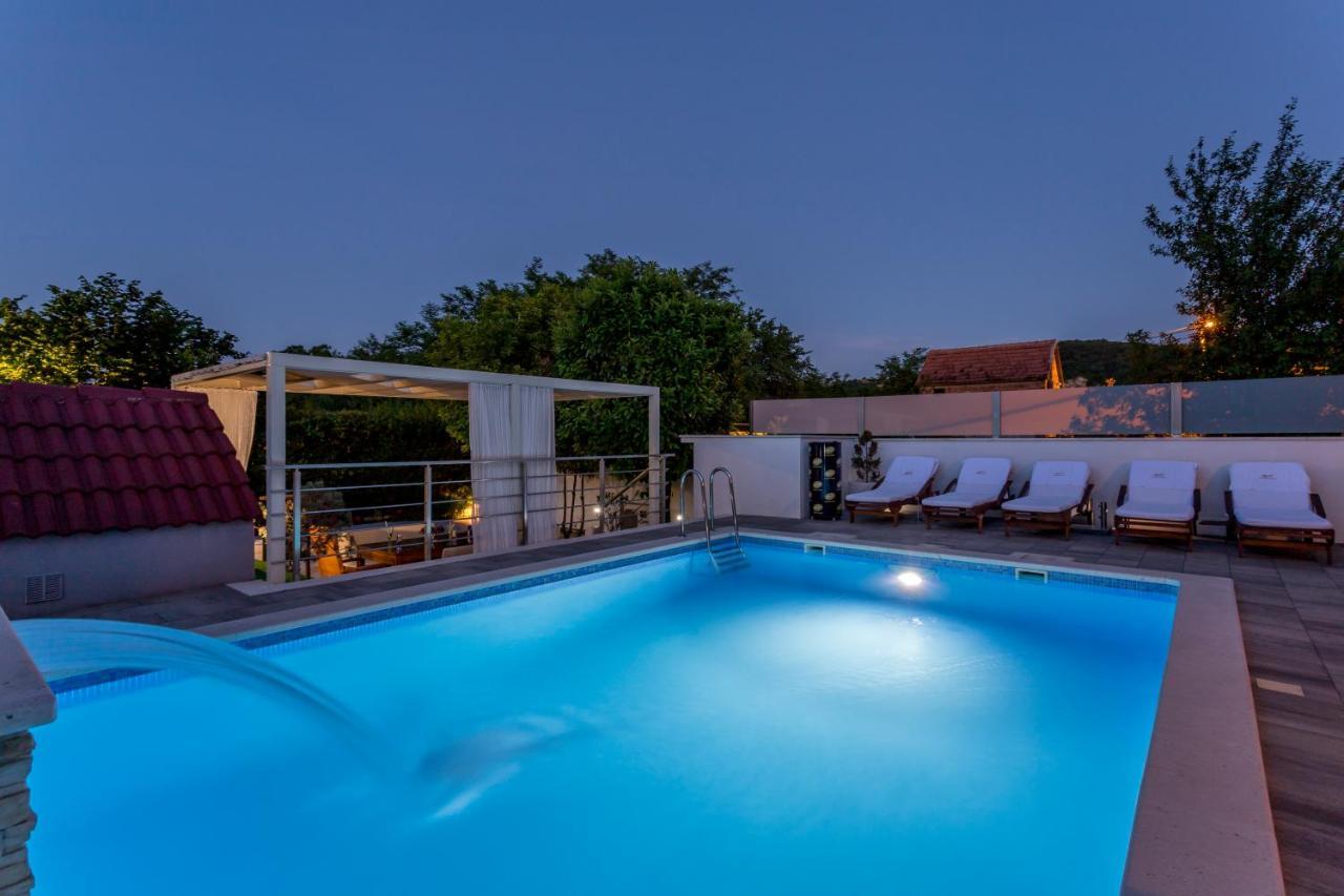 Holiday House Mala Sinj Extérieur photo