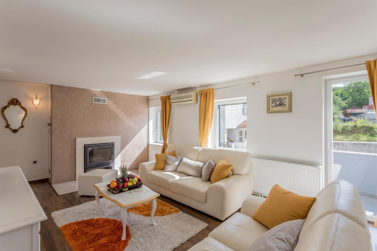 Holiday House Mala Sinj Extérieur photo