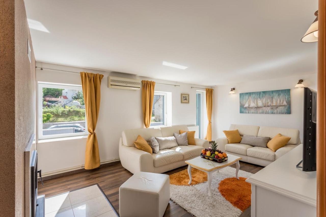 Holiday House Mala Sinj Extérieur photo
